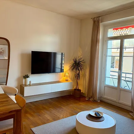 Apartment Elegant Championnet - 3 - Parking Prive *