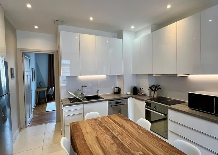 Elegant Championnet - 3 - Parking Prive Apartment *